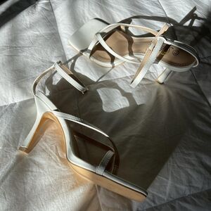 SHEIN Women's White Courts